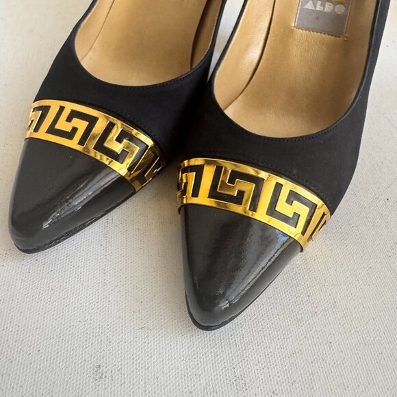 Vintage Aldo Black  Suede Gold tone Accent Classic Heels 6.5 - Picture 7 of 8